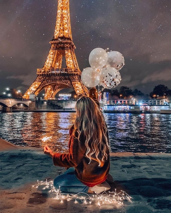 Стоковые фотографии по запросу Париж ночь романтика